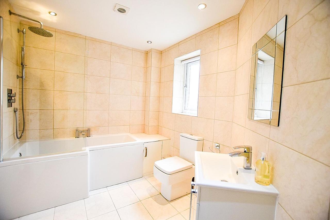 Sunderland Short Stays 2 Bedroom Apartment Free Parking Fulwell Sr6 Екстер'єр фото