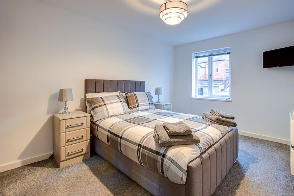 Sunderland Short Stays 2 Bedroom Apartment Free Parking Fulwell Sr6 Екстер'єр фото